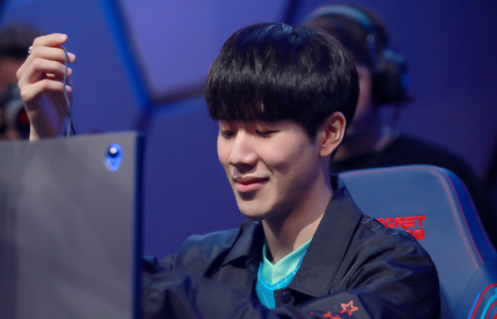 式的争议也 式的争议也