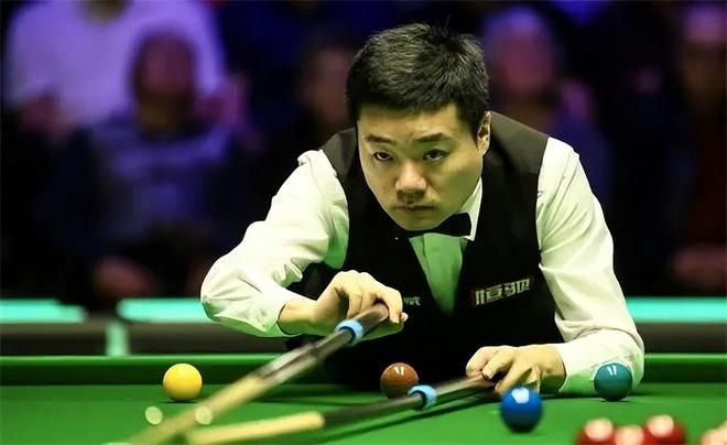 滚起经济雪 滚起经济雪